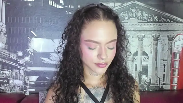 Caroline420  online show from June 23, 2026, 2:48 pm
