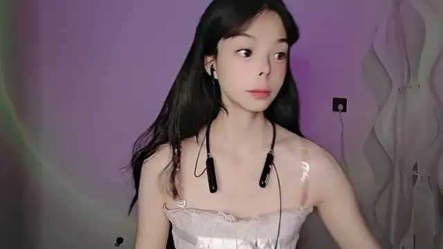 Snapshot of Zhizhi-99 chatting on July 22, 2026, 8:44 pm Zhizhi-99 online show from July 22, 2026, 8:44 pm
