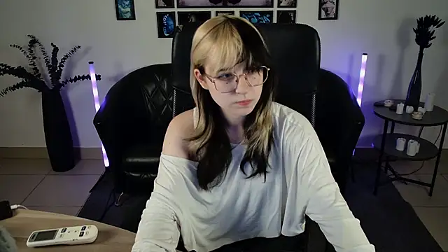 NyxCalderra online show from July 14, 2026, 1:28 pm