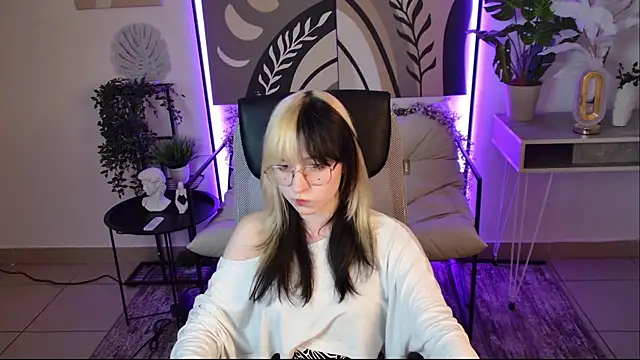 NyxCalderra online show from July 22, 2026, 7:27 pm
