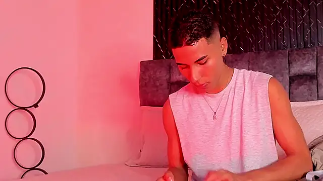 Snapshot of ThiagoSexy005 chatting on July 2, 2026, 12:54 am ThiagoSexy005 online show from July 2, 2026, 12:54 am
