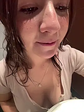 AmyPalacioss online show from April 26, 2026, 3:32 pm