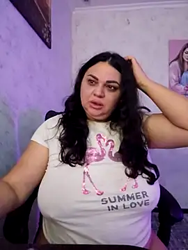 Snapshot of -CUTE-EVVIL- chatting on May 10, 2026, 6:46 pm -CUTE-EVVIL- online show from May 10, 2026, 6:46 pm