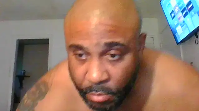 AlexanderTheGirth online show from May 9, 2026, 10:37 pm