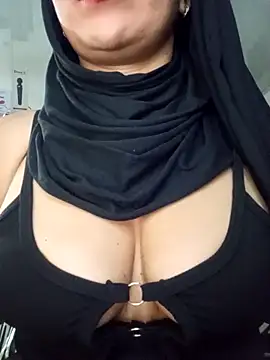 nadia  abaud online show from January 2, 2025, 5:14 am