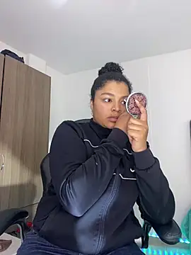 Snapshot of Nerea- chatting on May 31, 2026, 3:26 am Nerea- online show from May 31, 2026, 3:26 am