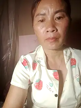 Lella 01 online show from July 29, 2026, 2:26 pm