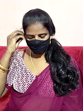 Snapshot of Sunitha-tamilponu chatting on May 7, 2026, 5:51 pm Sunitha-tamilponu online show from May 7, 2026, 5:51 pm