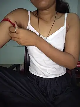 Snapshot of ESHA-LOVE chatting on May 19, 2026, 11:55 pm ESHA-LOVE online show from May 19, 2026, 11:55 pm