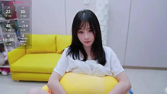 Nancy-A1 online show from May 24, 2026, 2:33 pm