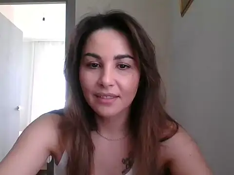 AlisXLovesss  online show from May 2, 2026, 7:24 am