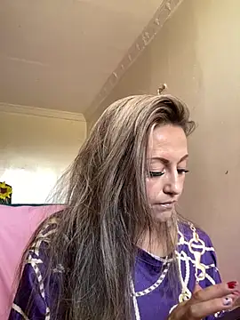 Snapshot of Angel_Nova_ chatting on June 17, 2026, 4:08 pm Angel Nova online show from June 17, 2026, 4:08 pm