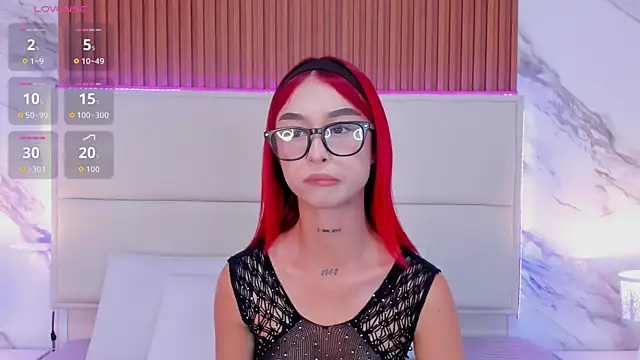  bella rossee  online show from June 25, 2026, 3:50 am