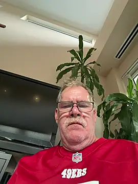 Snapshot of Caesar_Baxter chatting on July 25, 2026, 10:57 am Caesar Baxter online show from July 25, 2026, 10:57 am