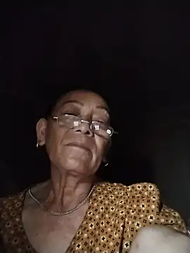 Snapshot of mouth22 chatting on June 25, 2026, 10:03 pm mouth22 online show from June 25, 2026, 10:03 pm