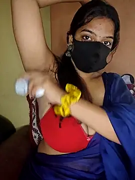 vanika2000 online show from June 4, 2026, 4:07 am
