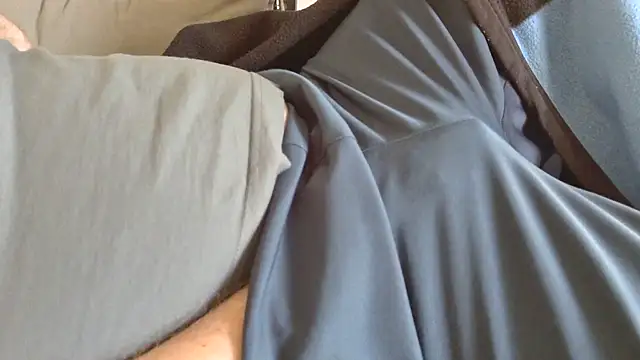 horny-bear89 online show from May 2, 2026, 7:24 am
