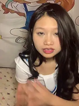 qiuqiu 020 online show from April 29, 2026, 6:03 pm