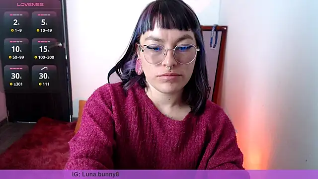 Nyxie8 online show from July 30, 2026, 6:07 pm