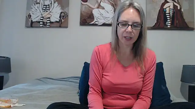 blondiesin50 online show from July 7, 2026, 2:10 pm