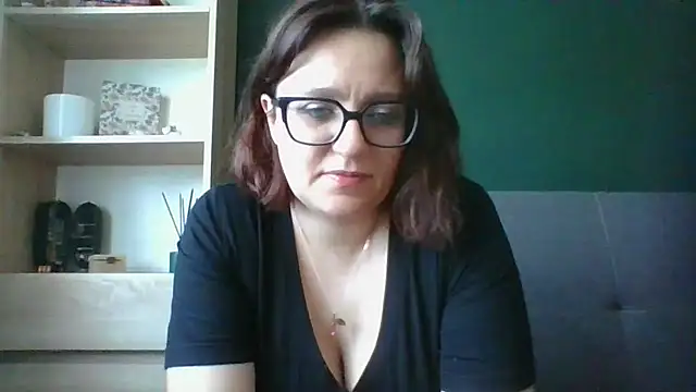 sensual paris online show from July 30, 2026, 5:28 am