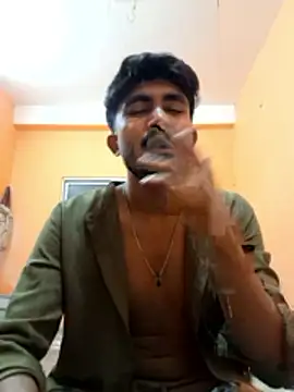 Dick dude28 online show from May 9, 2026, 2:33 pm