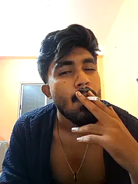 Dick dude28 online show from May 12, 2026, 7:11 pm