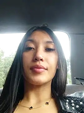 ammymoon  18 online show from May 7, 2026, 3:06 pm