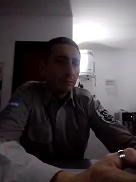 Snapshot of Alejandro83bsf chatting on June 29, 2026, 2:07 am Alejandro83bsf online show from June 29, 2026, 2:07 am
