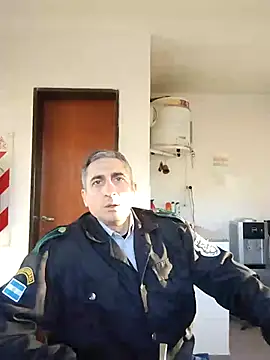 Snapshot of Alejandro83bsf chatting on July 3, 2026, 1:06 pm Alejandro83bsf online show from July 3, 2026, 1:06 pm