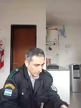 Snapshot of Alejandro83bsf chatting on July 23, 2026, 1:42 pm Alejandro83bsf online show from July 23, 2026, 1:42 pm