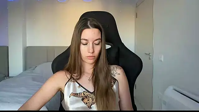 PrincesSsLilu online show from June 12, 2026, 5:23 pm