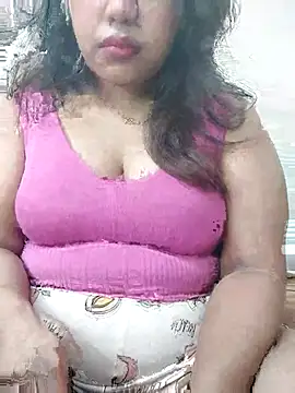 HD Queen 69 online show from July 17, 2026, 4:12 pm