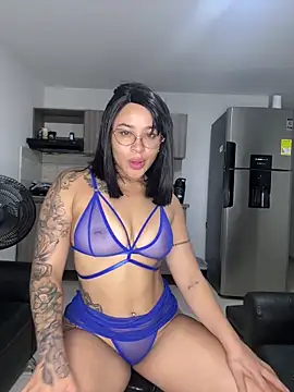 Snapshot of _ssasha chatting on May 13, 2026, 2:36 pm ssasha online show from May 13, 2026, 2:36 pm