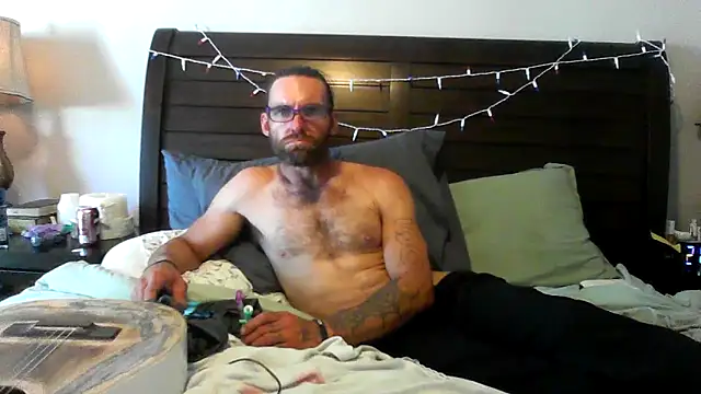 yourpersonalpeer1 online show from June 15, 2026, 4:53 pm
