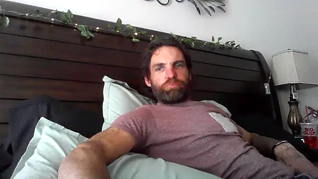 yourpersonalpeer1 online show from June 22, 2026, 10:18 pm
