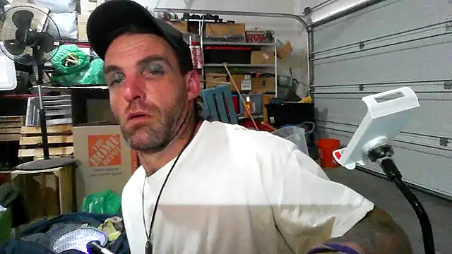 yourpersonalpeer1 online show from July 31, 2026, 7:35 pm