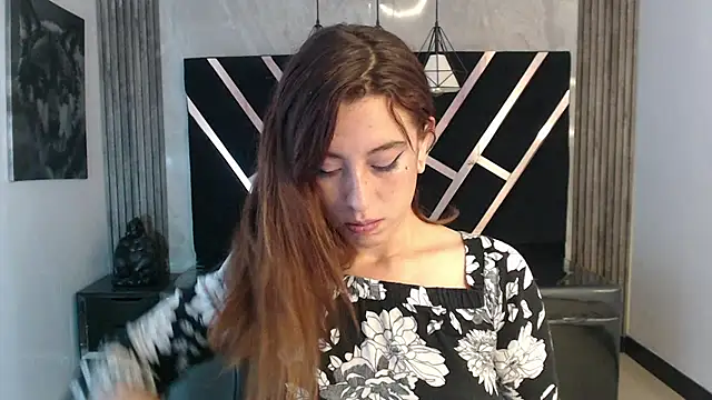 Snapshot of DamiaOshun_ch chatting on May 7, 2026, 7:41 pm DamiaOshun ch online show from May 7, 2026, 7:41 pm
