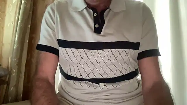 henrybull007 online show from June 4, 2026, 11:05 am