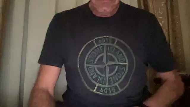henrybull007 online show from June 6, 2026, 12:21 pm