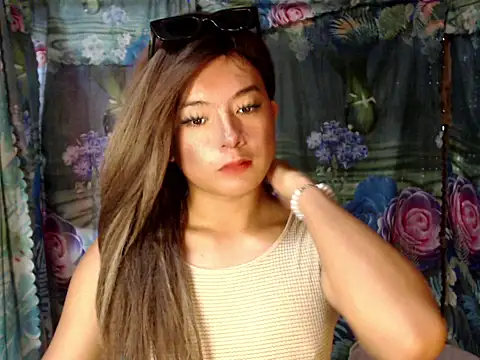 Snapshot of Andrea_lopezxxx chatting on April 29, 2026, 2:48 am Andrea lopezxxx online show from April 29, 2026, 2:48 am