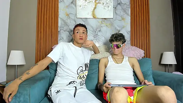 KING BOYS2026 online show from May 12, 2026, 1:36 am