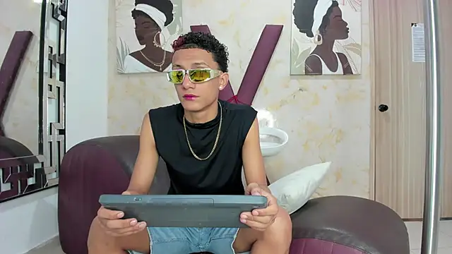 KING BOYS2026 online show from June 11, 2026, 1:38 am