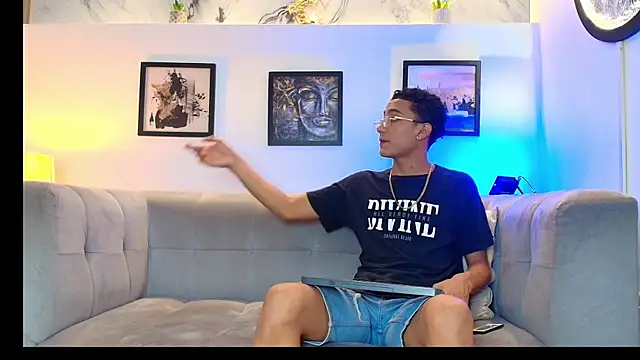 KING BOYS2026 online show from June 13, 2026, 1:36 am