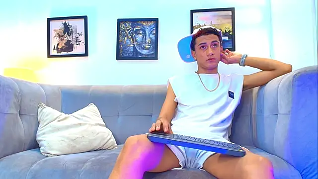 KING BOYS2026 online show from July 18, 2026, 1:43 am