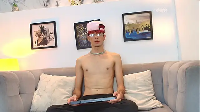 KING BOYS2026 online show from July 28, 2026, 8:01 pm