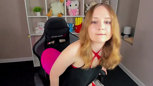 Emmaa Kimm online show from May 15, 2026, 11:23 pm