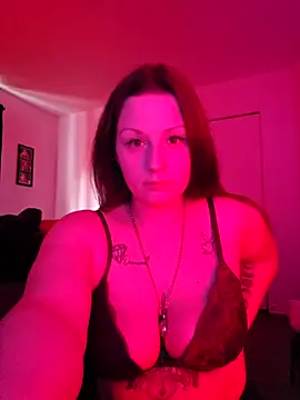 Snapshot of EmilyRay00 chatting on June 23, 2026, 11:03 pm EmilyRay00 online show from June 23, 2026, 11:03 pm