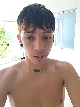 Sebastian Smoke online show from May 3, 2026, 5:52 pm