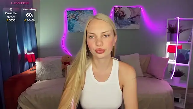 NancyGlamour online show from June 15, 2026, 11:12 am